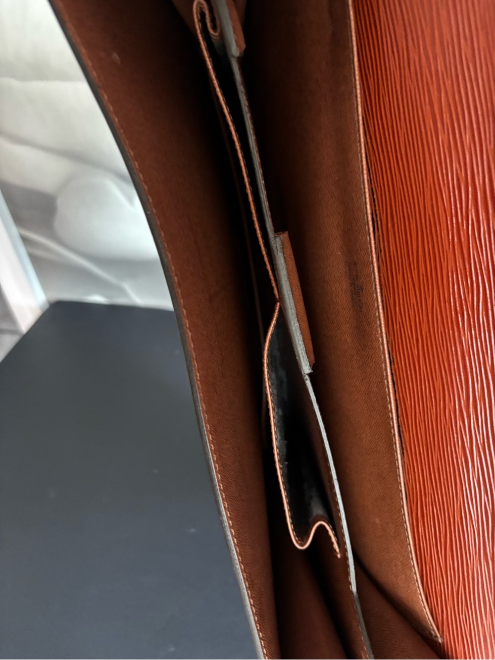 Louis Vuitton Epi Porte / briefcase - Picture 8 of 16